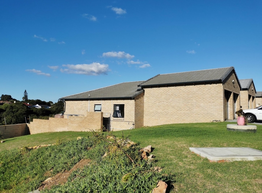 2 Bedroom Property for Sale in Sherwood Eastern Cape